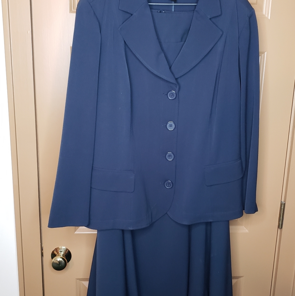 Lane Bryant Navy Blue Suit NWOT  22/24W